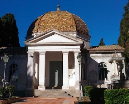 Cimitero, orari di apertura estivi